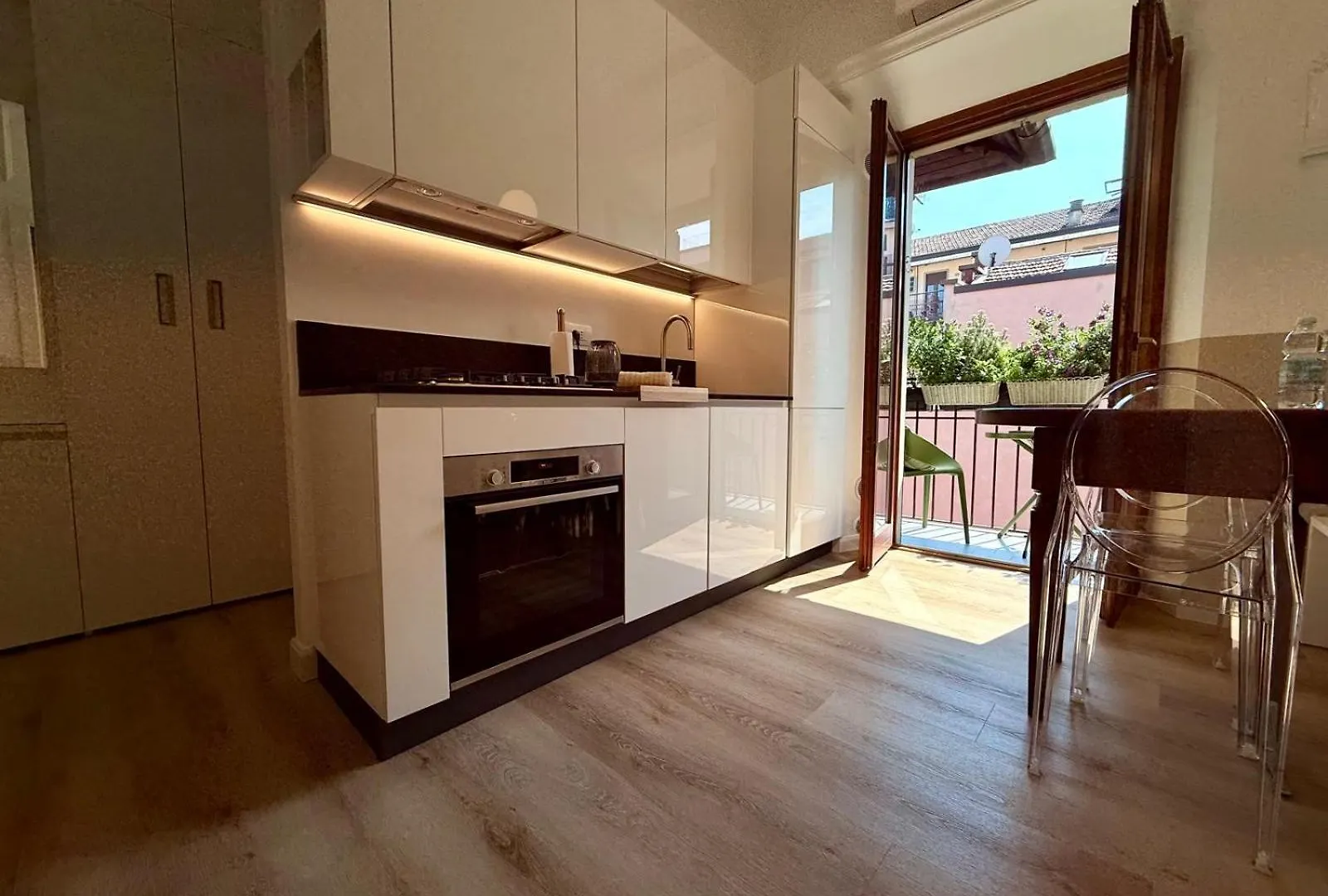 Casa Estia - Mico, Citylife, San Siro, Elegance And Comfort In The Heart Of Milánó